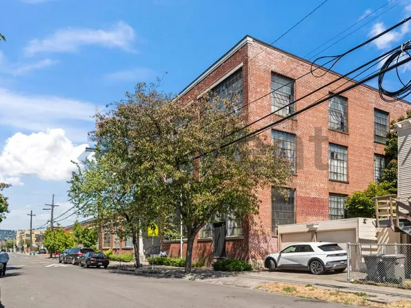 1018 4th Ave APT 123, Oakland, CA 94606