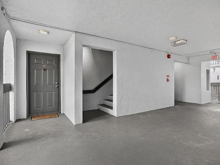 1900 N Congress Ave #201 — Photo 38