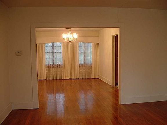 4th image of 205 E Olive St