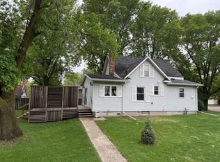 412 Vernon Ave, Morgan, MN 56266
