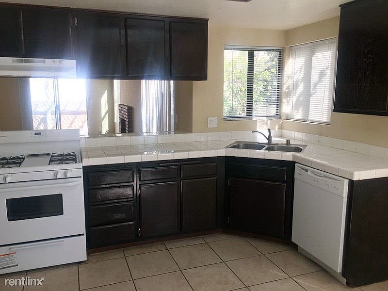30210039_585 Quail Dr_Lake Elsinore_CA_2