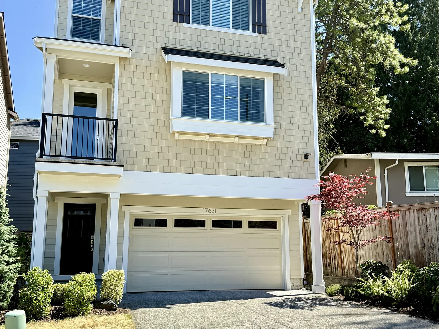4 bed, 2418 sqft, $3,650 — Photo 1