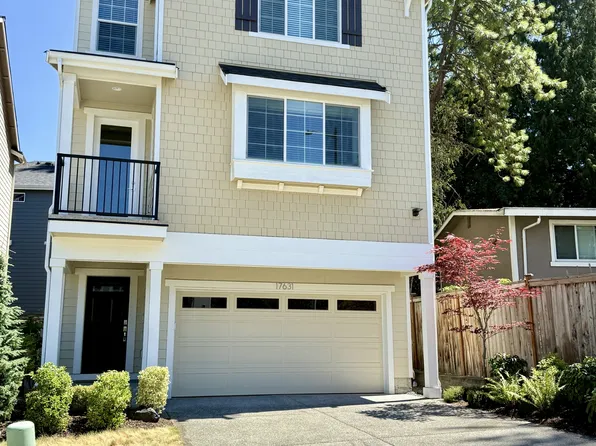 17631 21st Ave W, Lynnwood, WA 98037