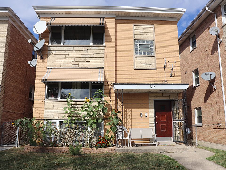 1st image of 5716 W Montrose Ave