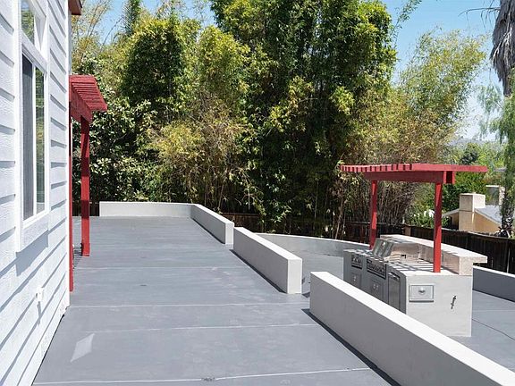 5th image of 441 Rancho Santa Fe Rd