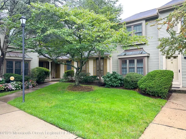 39 Winchester Court, Aberdeen, NJ 07747
