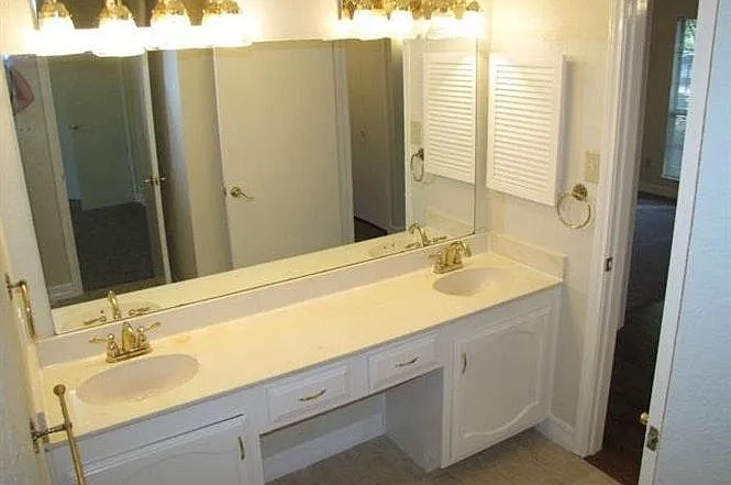 1518 Gelene Ct — Photo 6