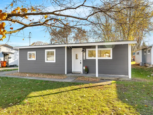 164 W Gardner St, Sparta, MI 49345