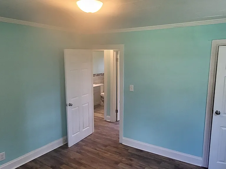117 Falcon Rd — Photo 9