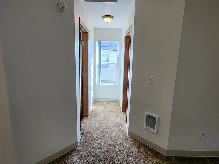 Emerald Pointe — Photo 40