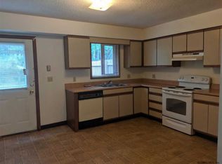 7112 Antioch Rd #B, Middle Grove, NY 12850