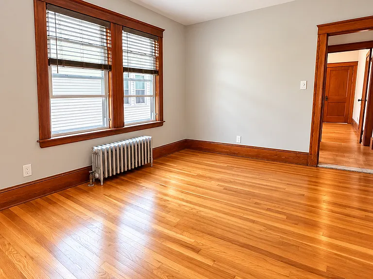 33-35 Philips St #2 — Photo 6