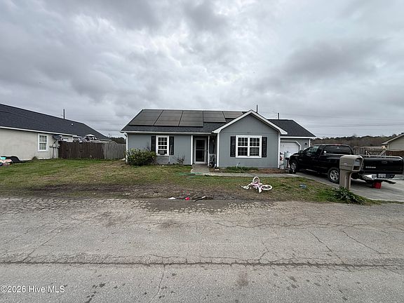 2nd image of 206 Fox Way N