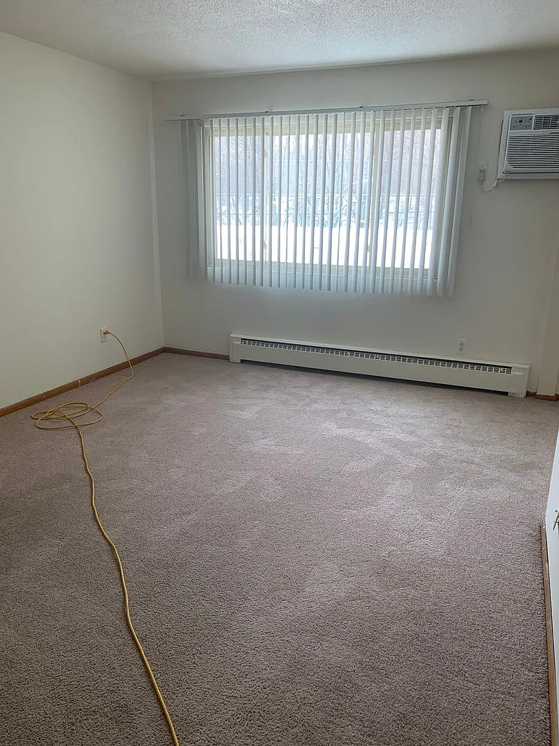 Phalen View Apartments — Photo 2