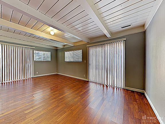 5th image of 5608 Canary Dr
