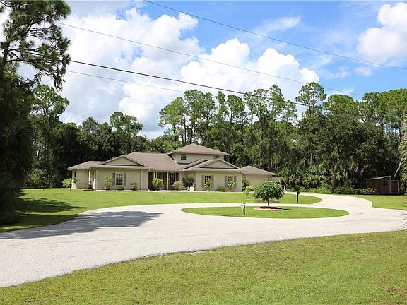 2nd image of 3221 Boaz Ct