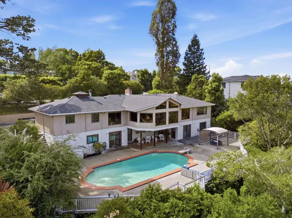 1407 Carlton Rd, Hillsborough, CA 94010