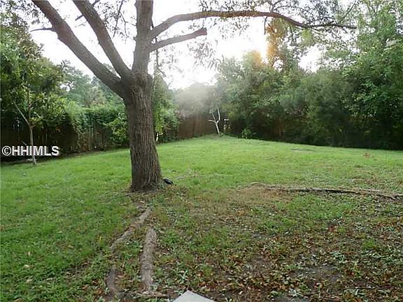 4th image of 710 Eugenia St