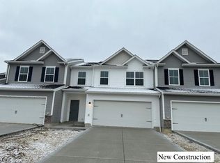 1225 Elowen Way, Uniontown, OH 44685