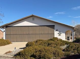 3860 Tammy Ct, Los Lunas, NM 87031