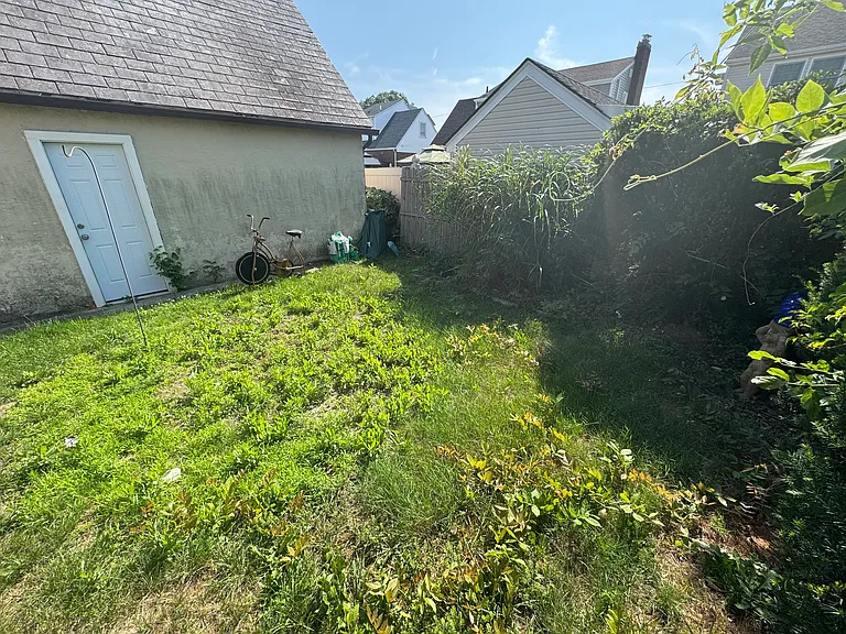 Davison Plz — Photo 44