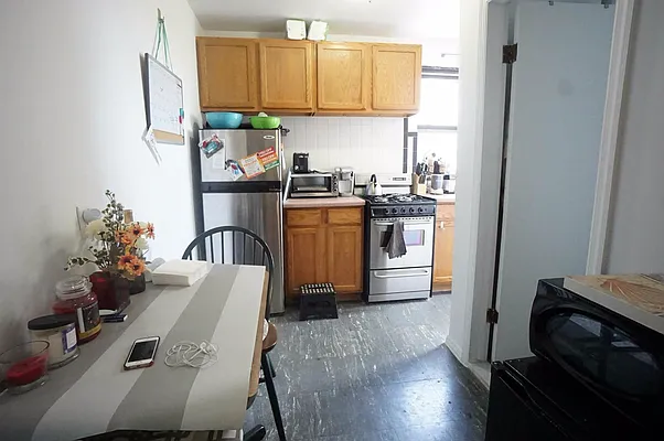Rented by Keller Williams NYC | media 25