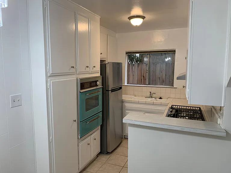 1678 Federal Ave #4 — Photo 11