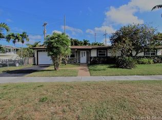 8900 SW 200th St, Cutler Bay, FL 33157