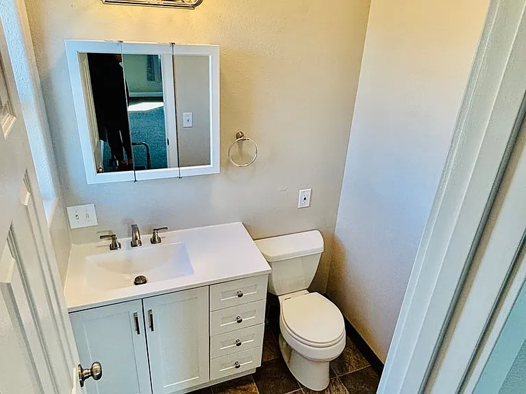 3211 Legacy Loop — Photo 11