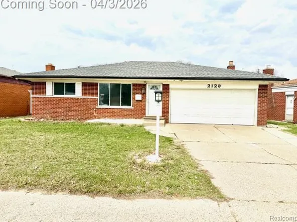 2123 Common Rd, Warren, MI 48092