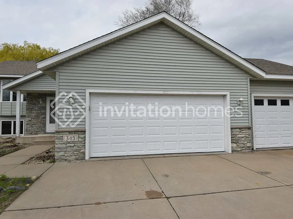 345 Robert Dr
