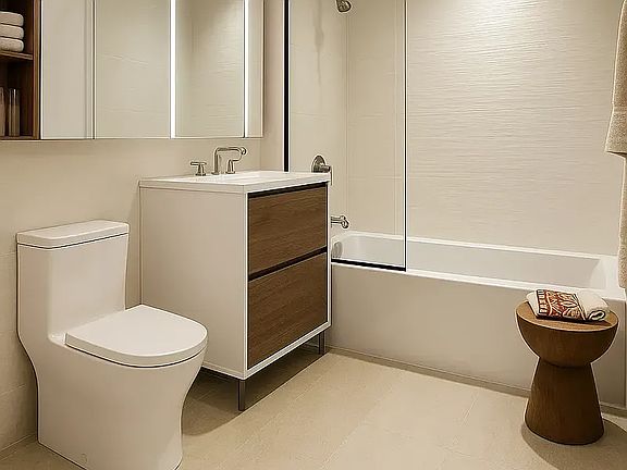3rd image of 77 Commercial St #1821S
