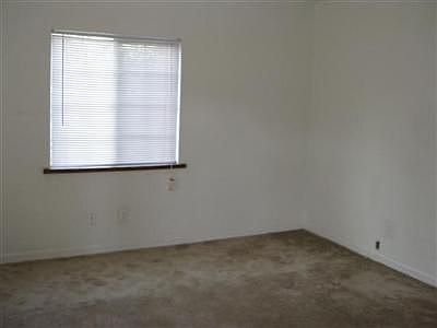 2nd image of 3247 Marysville Blvd