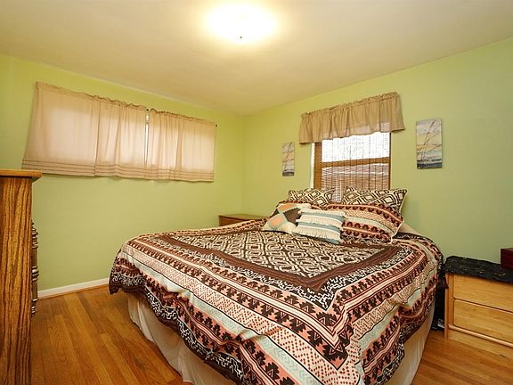 5th image of 2406 Pinwood Ln