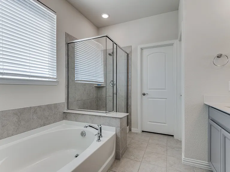 8715 Royal Star Rd — Photo 24