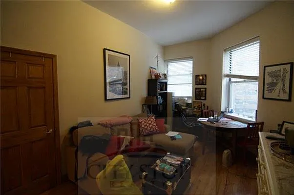 Rented by City Stop Realty | media 2