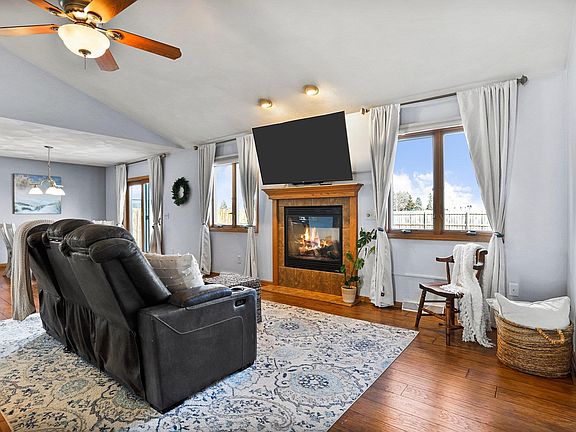 3rd image of 2318 Purple Aster Ln