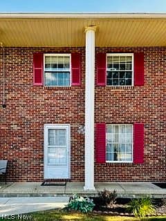 1st image of 157 Ault St