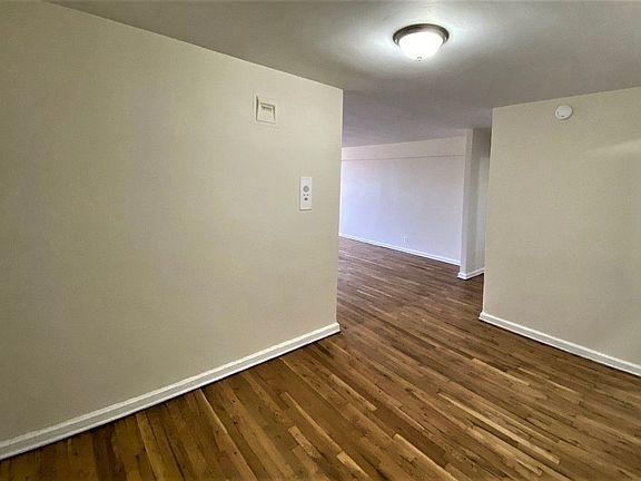 3rd image of 1730 E 14th St APT 3D