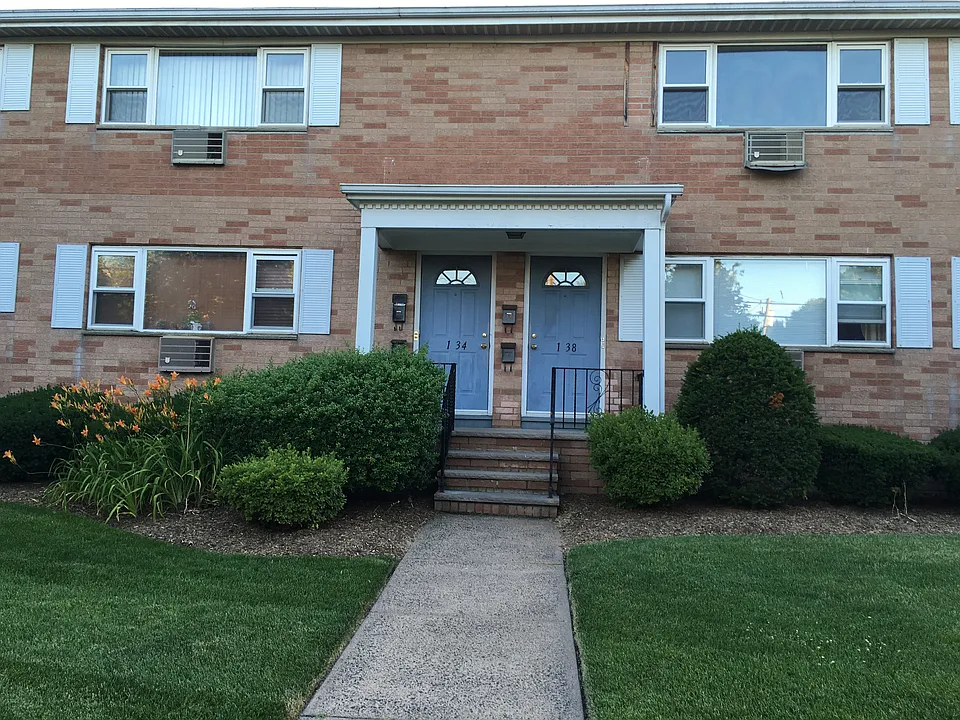 1-38 Virginia Dr