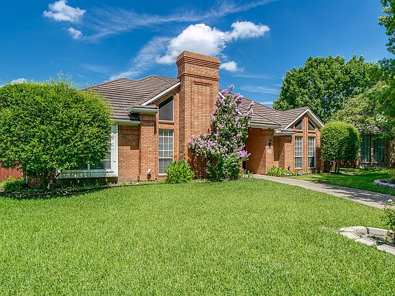 2nd image of 7107 Debbe Dr