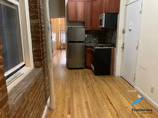 Rented by FirstService Realty (legacy) | media 17