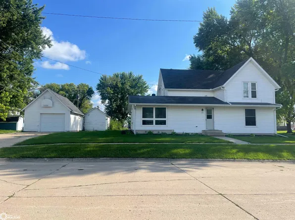 204 2nd St NE, Buffalo Center, IA 50424