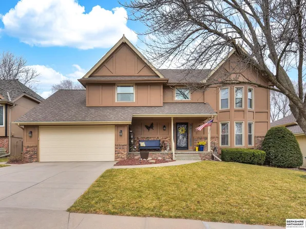 14462 Sherwood Ave, Omaha, NE 68116