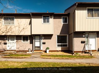 338 Woodfield Dr, Ottawa, ON K2G3W9