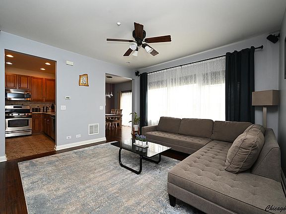 4th image of 6094 Canterbury Ln