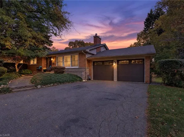 319 South Ct, Burlington, ON L7N 1S8
