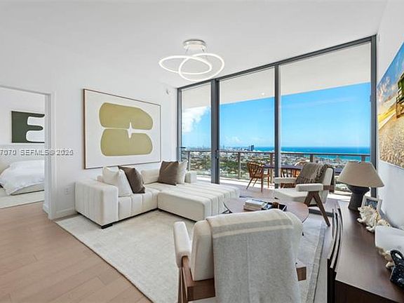3rd image of 501 West Ave #Cu-3604