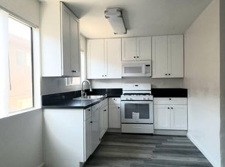 625 E Orange Grove Ave #J, Burbank, CA 91501