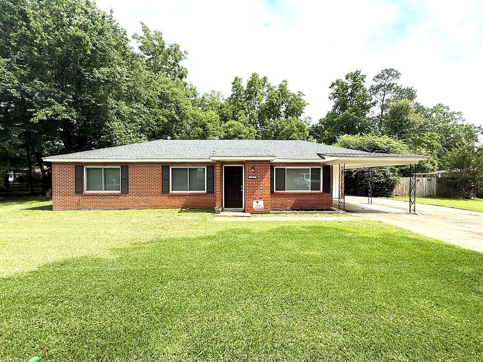 1st image of 942 Parkwood Ct